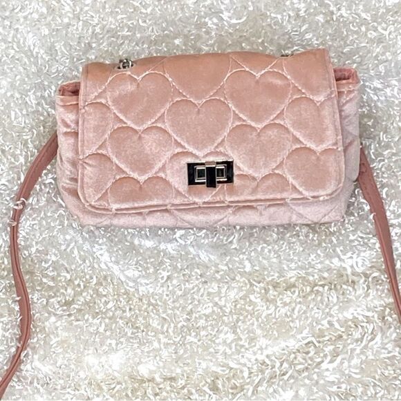 Girls' Quilted Velvet Crossbody Bag New! - Picture 5 of 10